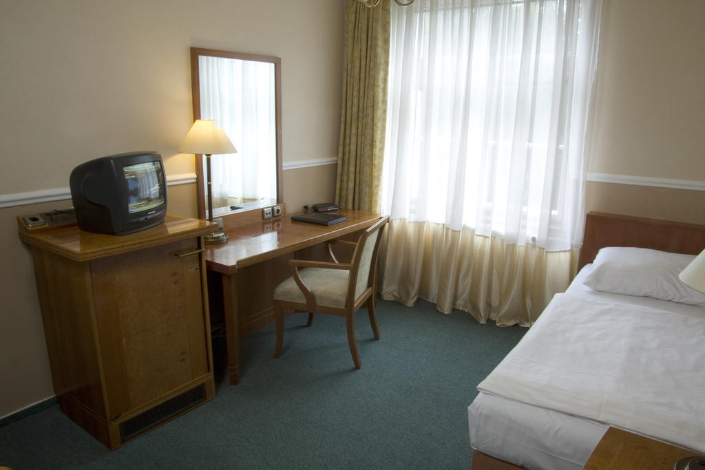 Dr. Adler Spa & Kurhotel Františkovy Lázně Pokoj fotografie